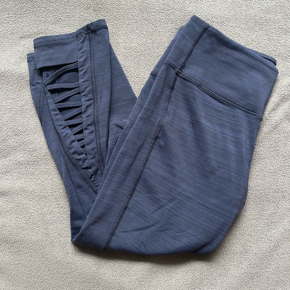 Altheta Blue Capri Leggings Size Small